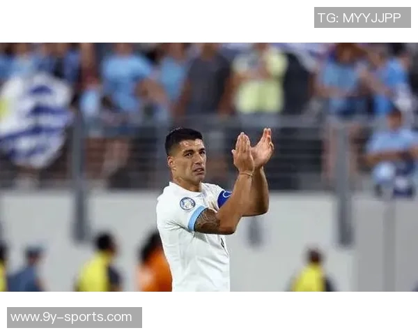 苏亚雷斯小角度射门险些破门立柱成他最大敌人