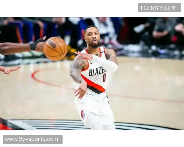 十年兄弟情深利拉德致敬CJ重聚时刻情感涌动难以自已 十年兄弟情深利拉德致敬CJ重聚时刻情感涌动难以自已