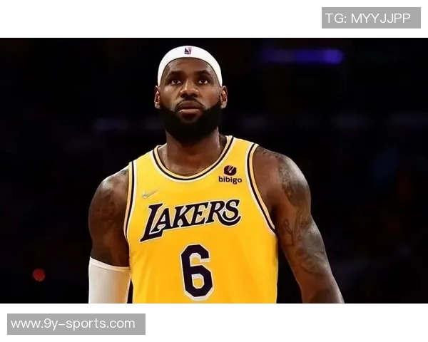 詹姆斯37岁赛季表现惊艳30场次创纪录库里得分表现对比分析 詹姆斯37岁赛季表现惊艳30场次创纪录库里得分表现对比分析